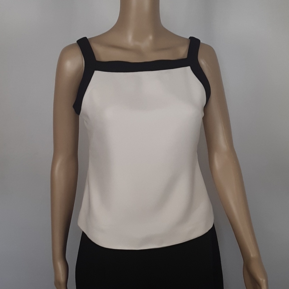 Petite Sophicate Strappy Sleeveless Shell